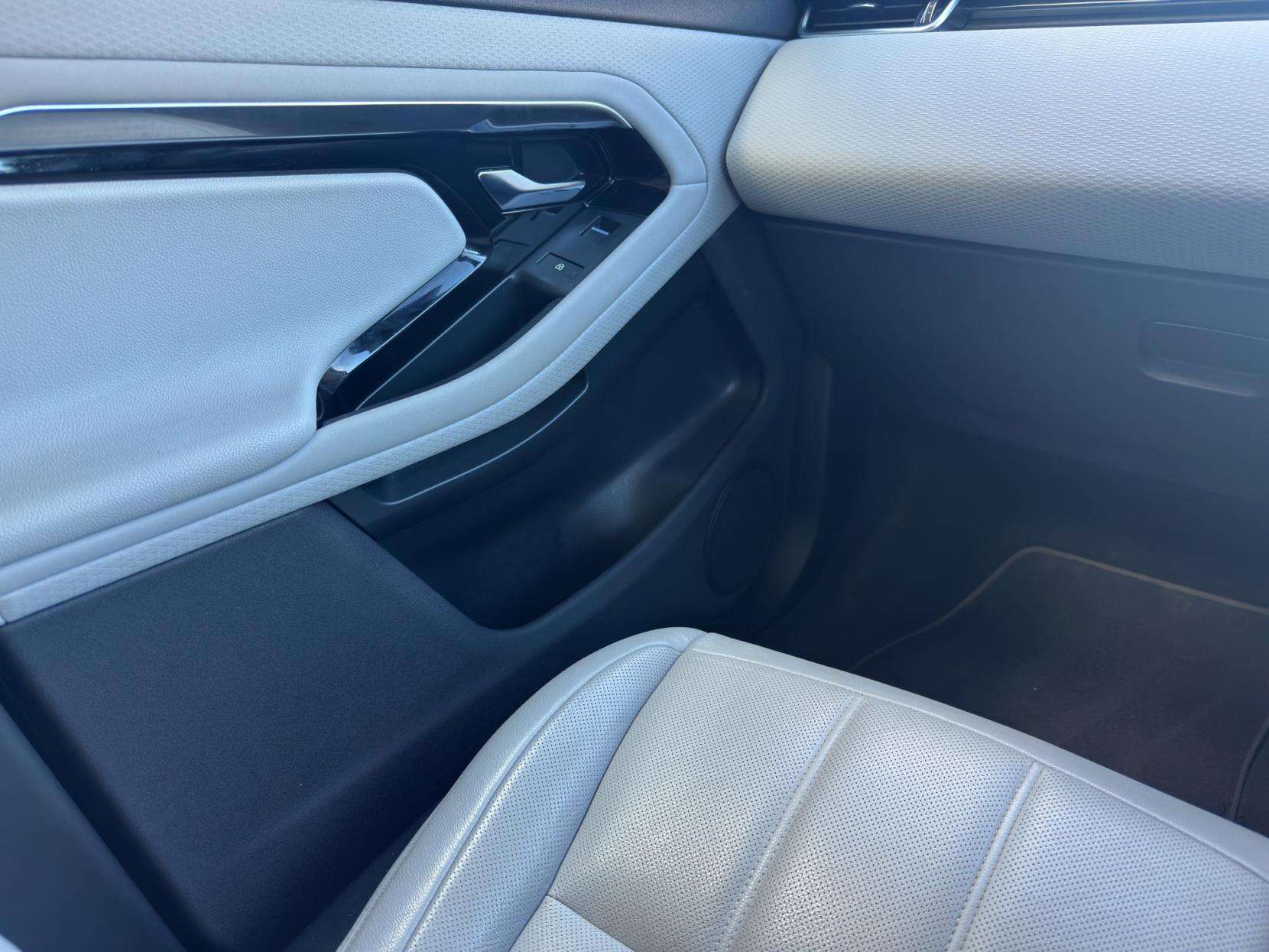 2021 LAND ROVER RANGE ROVER EVOQUE 2021 LAND ROVER RANGE ROVER EVOQUE