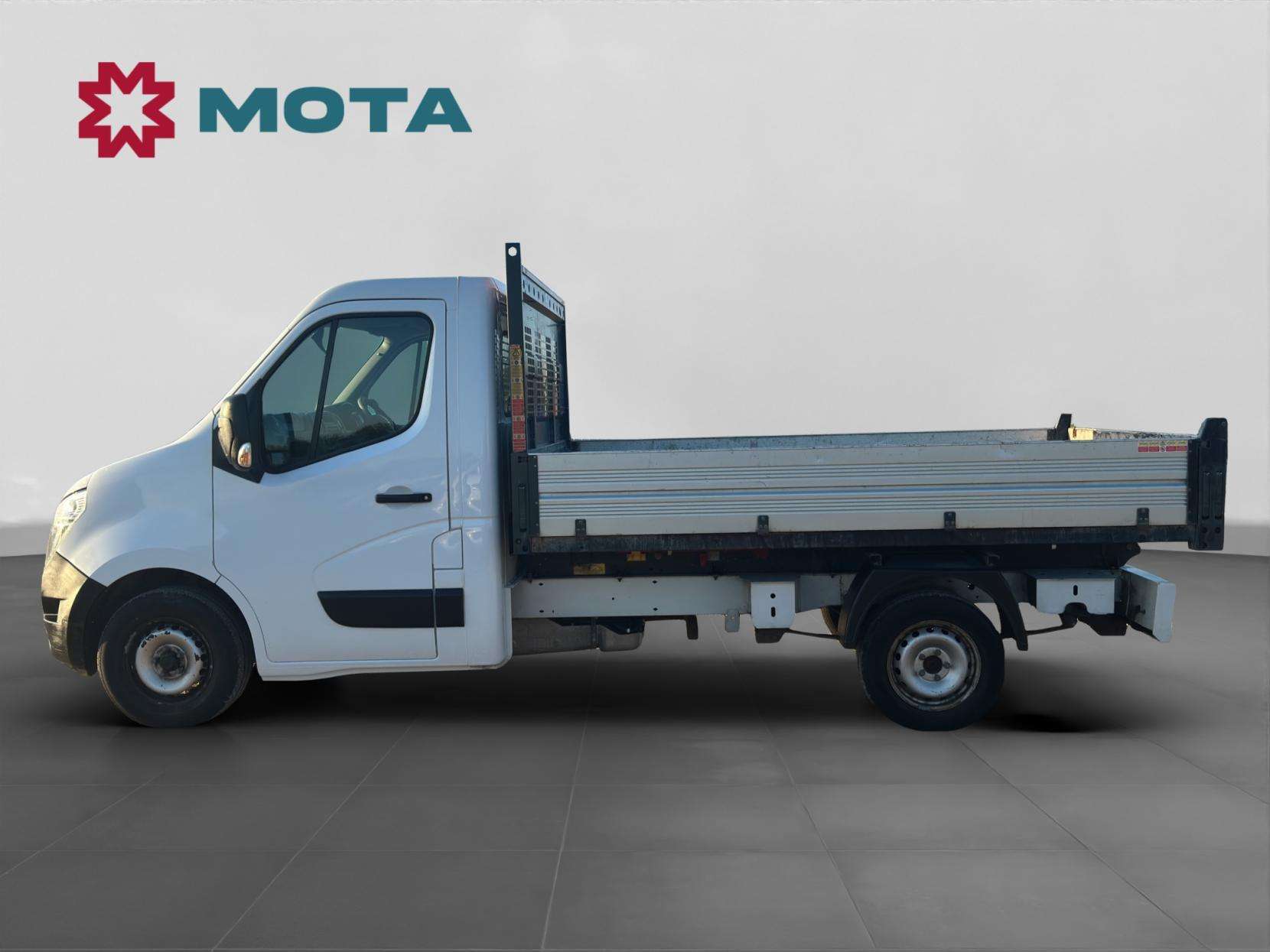 2019 NISSAN NV400 2019 NISSAN NV400