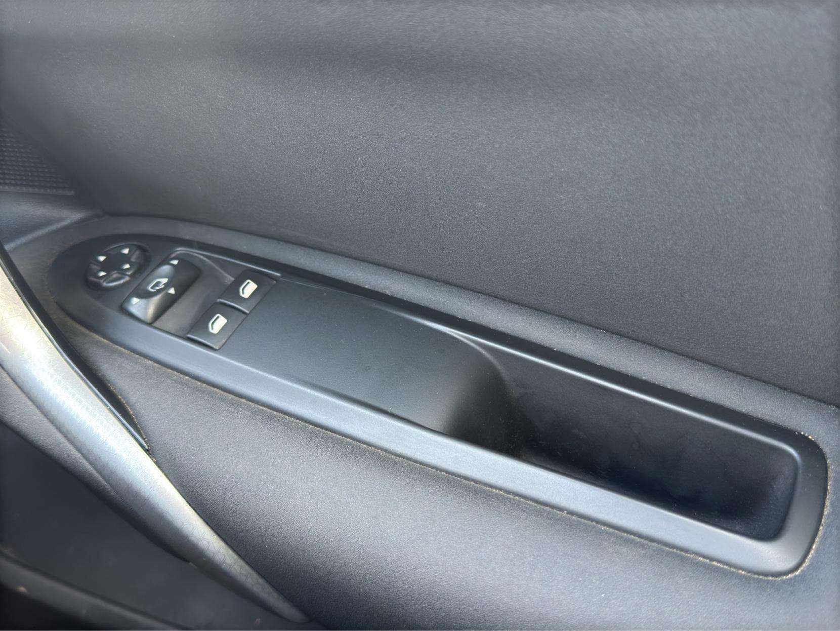 2016 DS AUTOMOBILES DS 4 2016 DS AUTOMOBILES DS 4