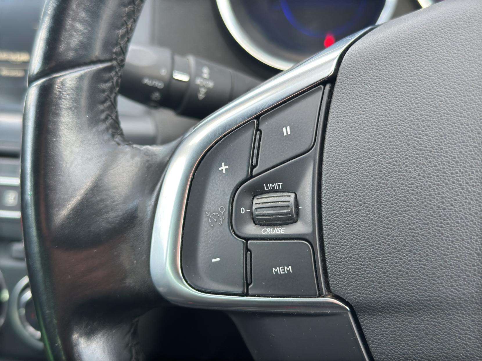 2016 DS AUTOMOBILES DS 4 2016 DS AUTOMOBILES DS 4