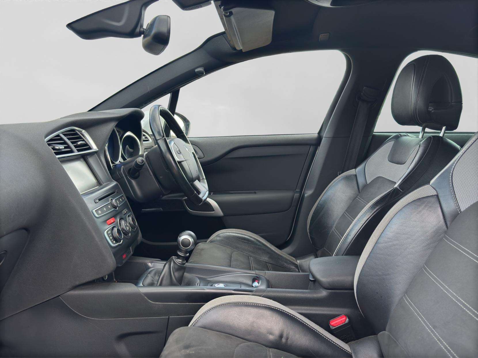 2016 DS AUTOMOBILES DS 4 2016 DS AUTOMOBILES DS 4