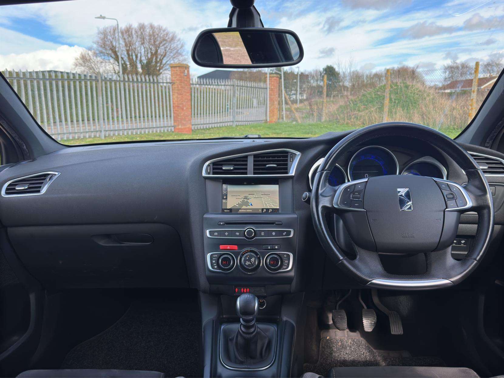 2016 DS AUTOMOBILES DS 4 2016 DS AUTOMOBILES DS 4