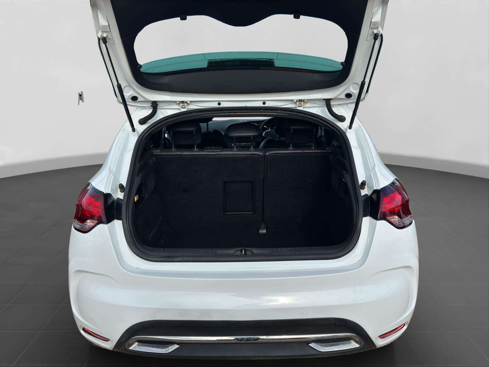 2016 DS AUTOMOBILES DS 4 2016 DS AUTOMOBILES DS 4