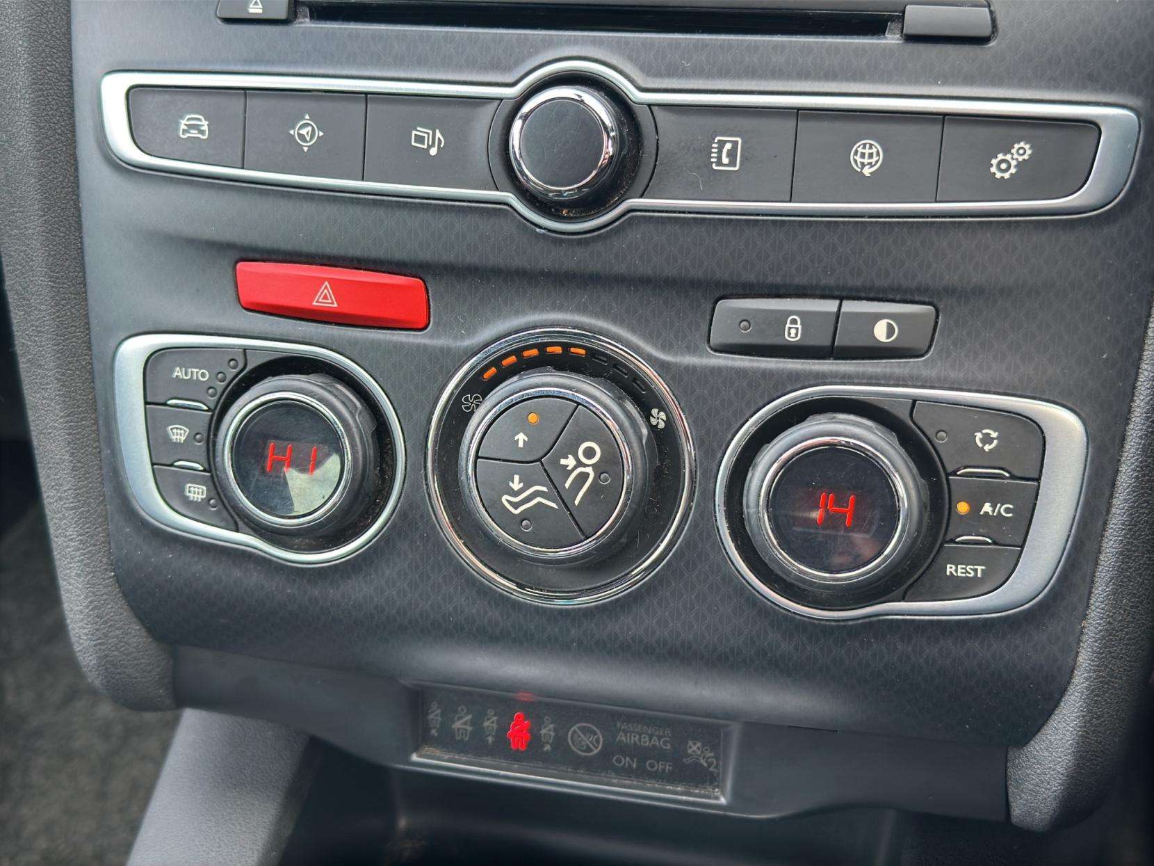 2016 DS AUTOMOBILES DS 4 2016 DS AUTOMOBILES DS 4