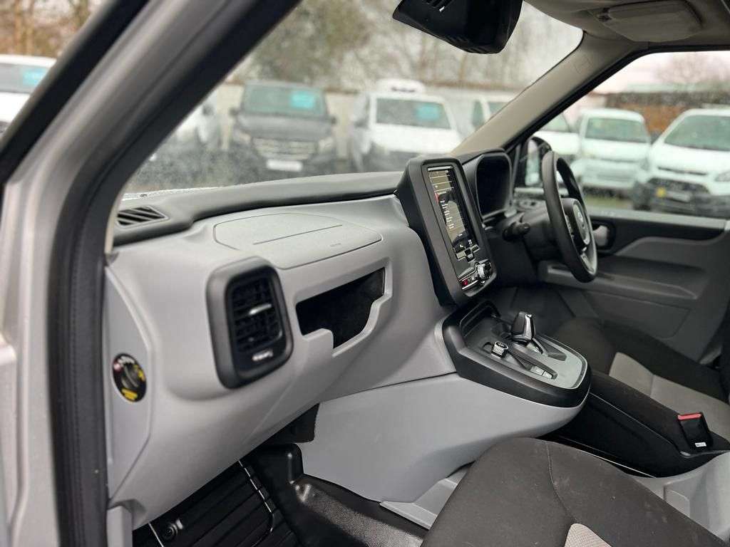 2021 LEVC VN5 2021 LEVC VN5