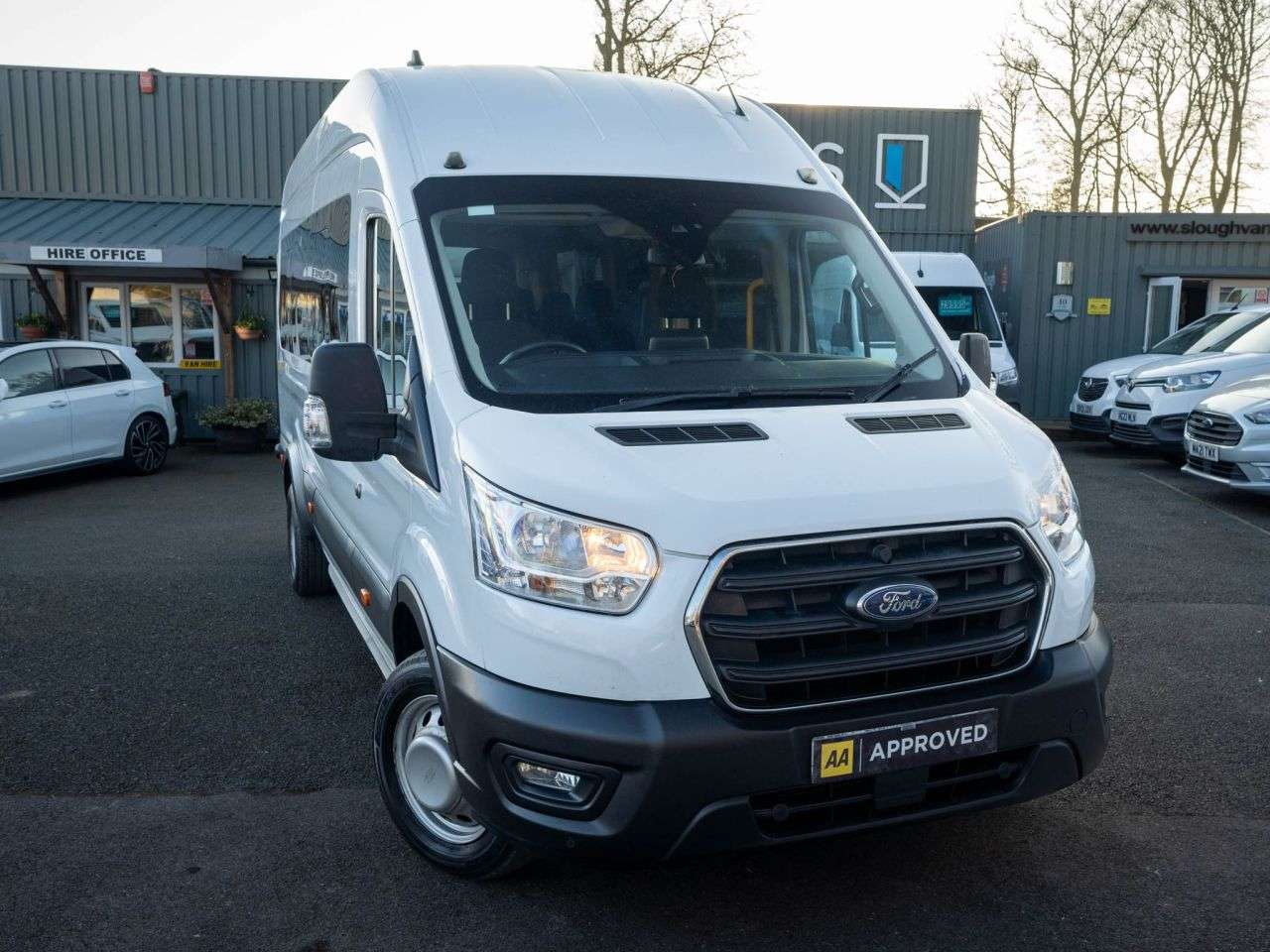 A 2019 FORD TRANSIT 2.0 460 EcoBlue Leader Minibus Double Cab 5dr Diesel Manual RWD L4 High Roo A 2019 FORD TRANSIT 2.0 460 EcoBlue Leader Minibus Double Cab 5dr Diesel Manual RWD L4 High Roo