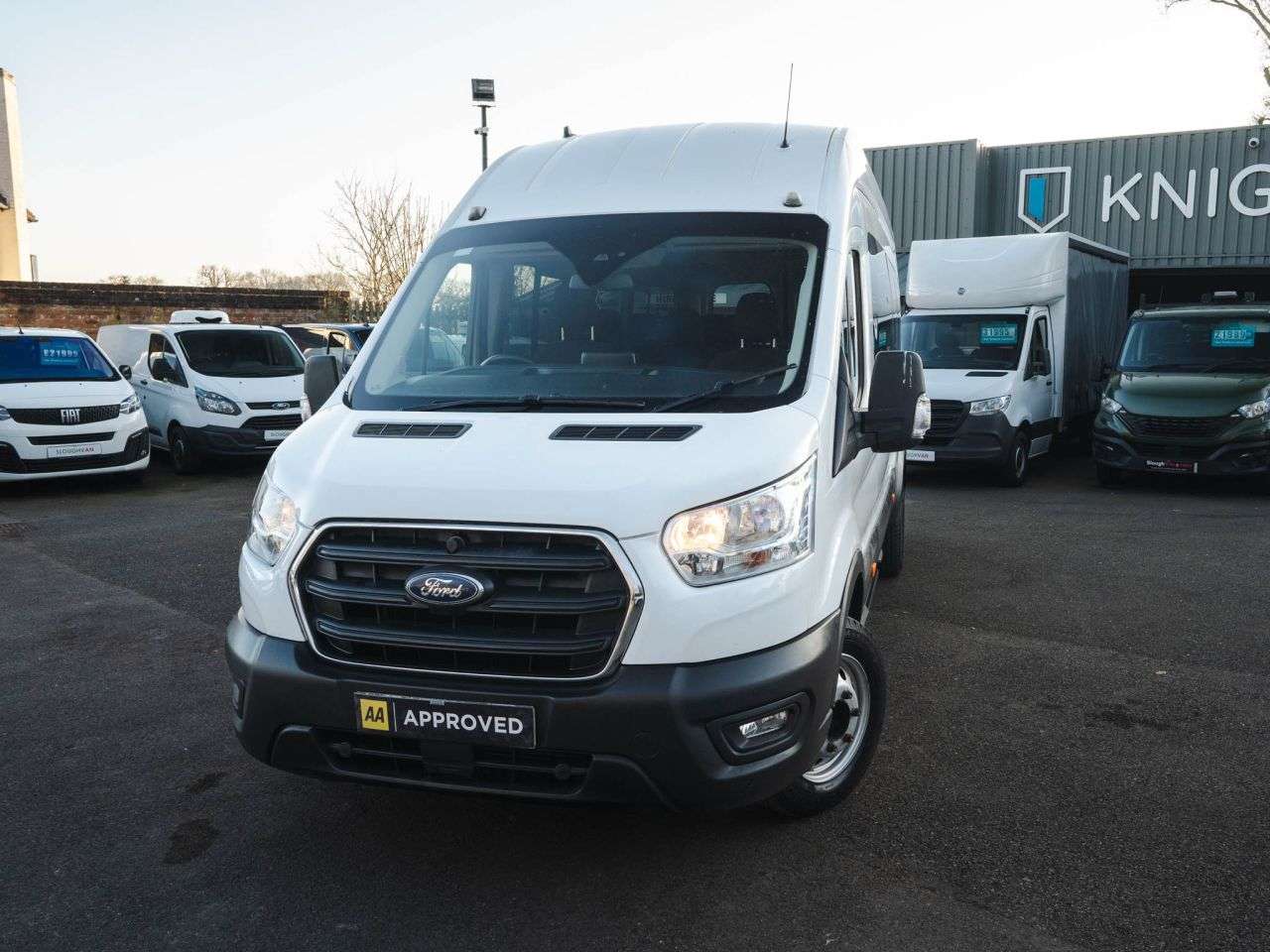 A 2019 FORD TRANSIT 2.0 460 EcoBlue Leader Minibus Double Cab 5dr Diesel Manual RWD L4 High Roo A 2019 FORD TRANSIT 2.0 460 EcoBlue Leader Minibus Double Cab 5dr Diesel Manual RWD L4 High Roo