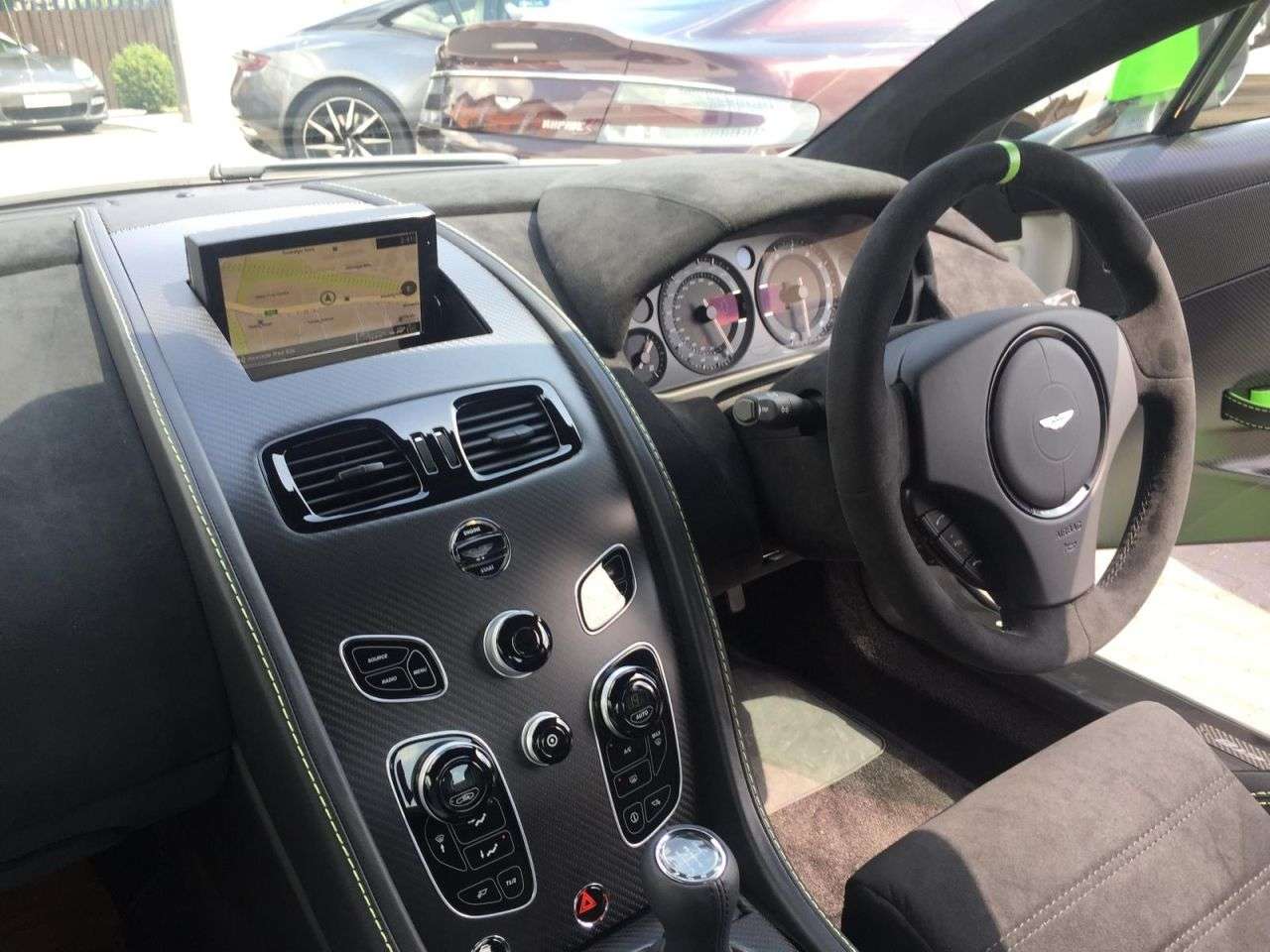 2017 ASTON MARTIN VANTAGE 2017 ASTON MARTIN VANTAGE