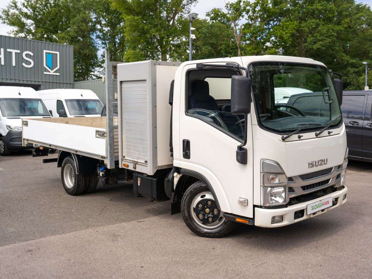 A 2023 ISUZU GRAFTER 1.9D N35 Green Dropside 2dr Diesel Manual RWD SWB Euro 6 (TRW) (125 ps) STO A 2023 ISUZU GRAFTER 1.9D N35 Green Dropside 2dr Diesel Manual RWD SWB Euro 6 (TRW) (125 ps) STO