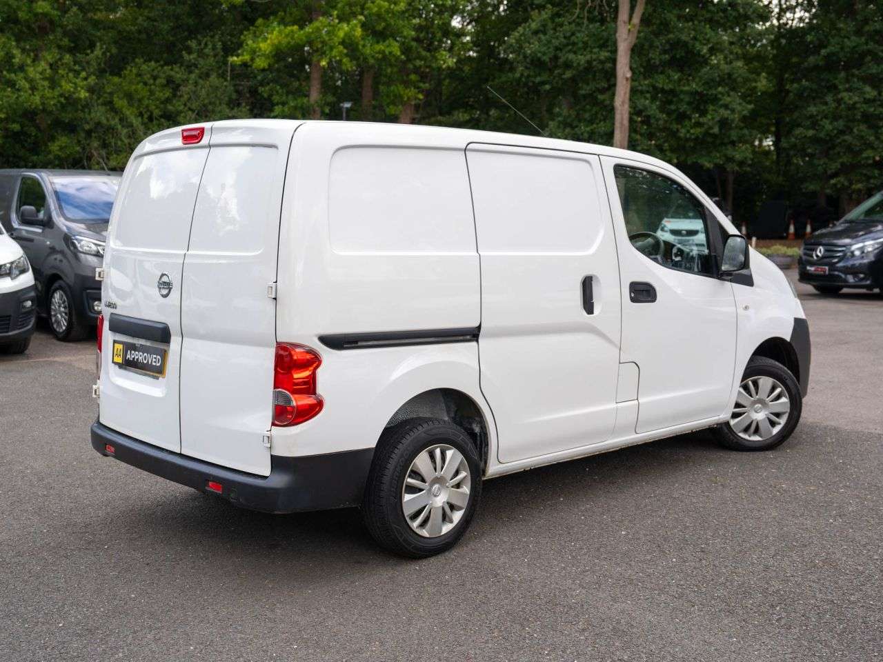 2017 NISSAN NV200 2017 NISSAN NV200