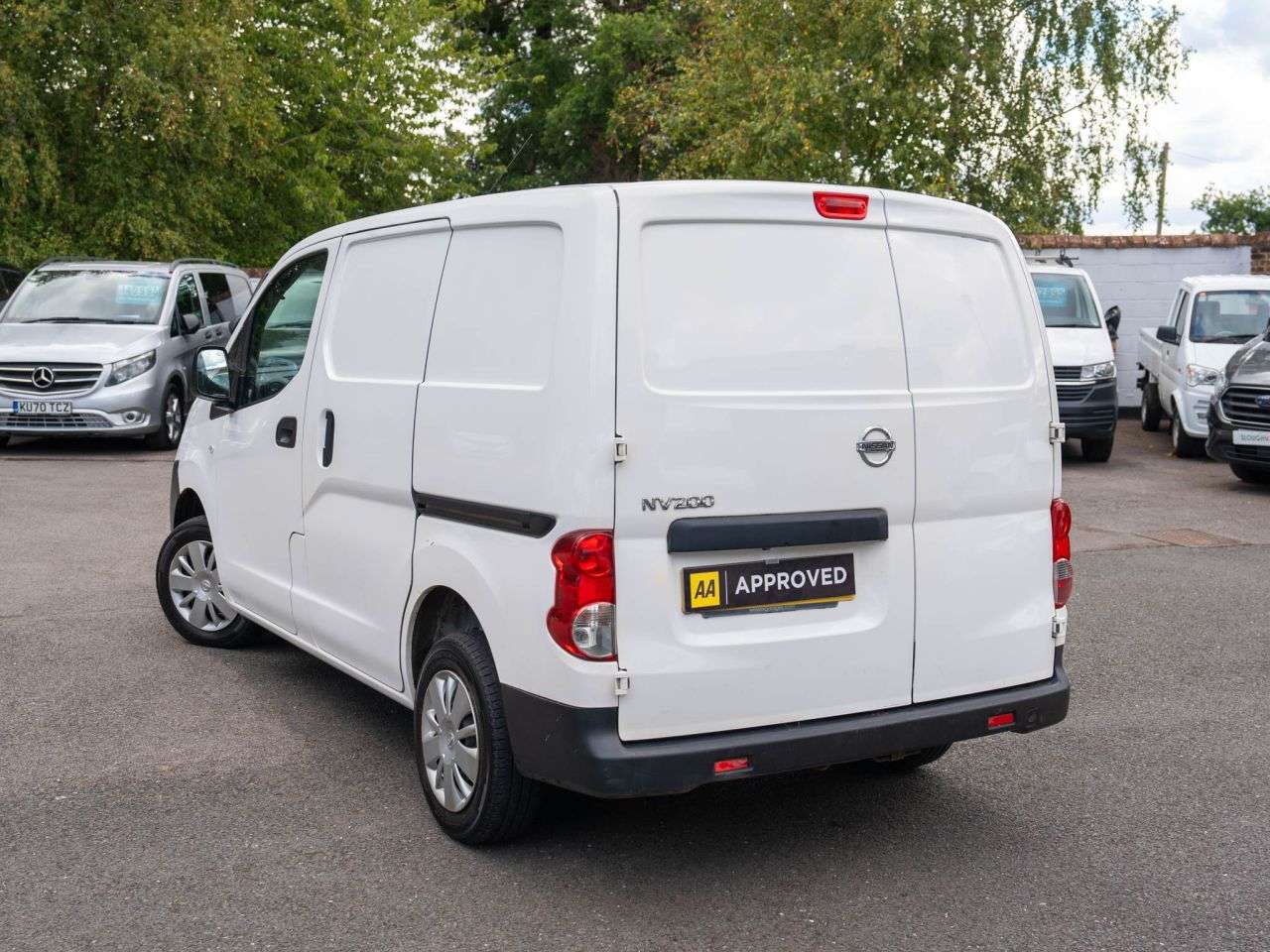 2017 NISSAN NV200 2017 NISSAN NV200