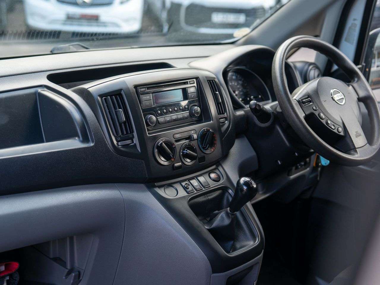 2017 NISSAN NV200 2017 NISSAN NV200