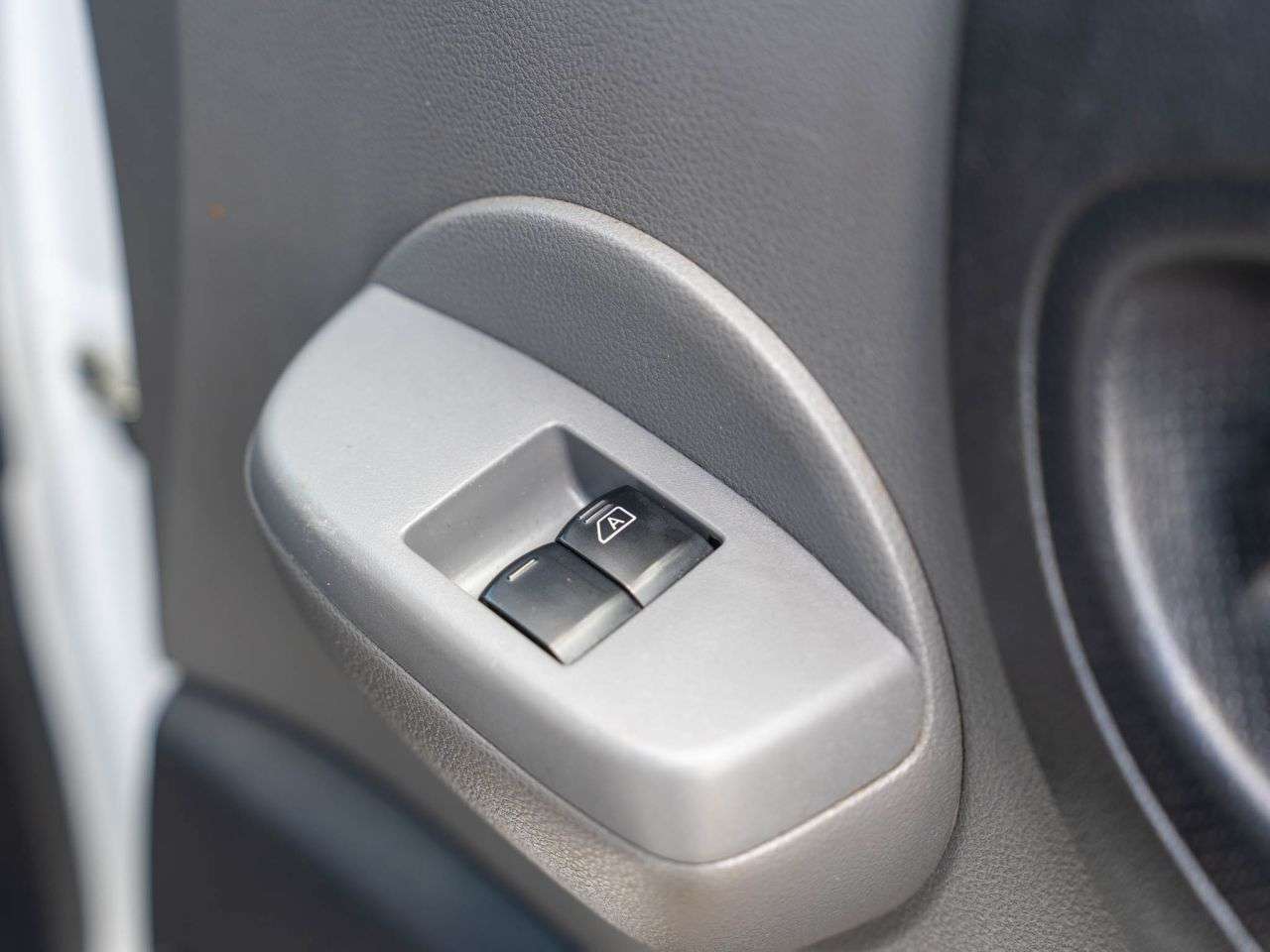 2017 NISSAN NV200 2017 NISSAN NV200