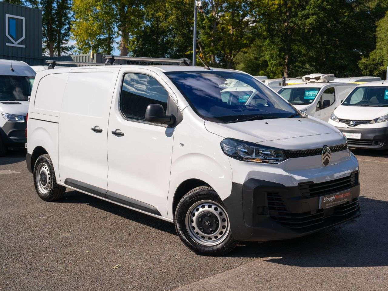 A 2024 CITROEN DISPATCH 2.0 BlueHDi Enterprise M Panel Van 6dr Diesel Manual MWB Euro 6 (145 ps) AI A 2024 CITROEN DISPATCH 2.0 BlueHDi Enterprise M Panel Van 6dr Diesel Manual MWB Euro 6 (145 ps) AI
