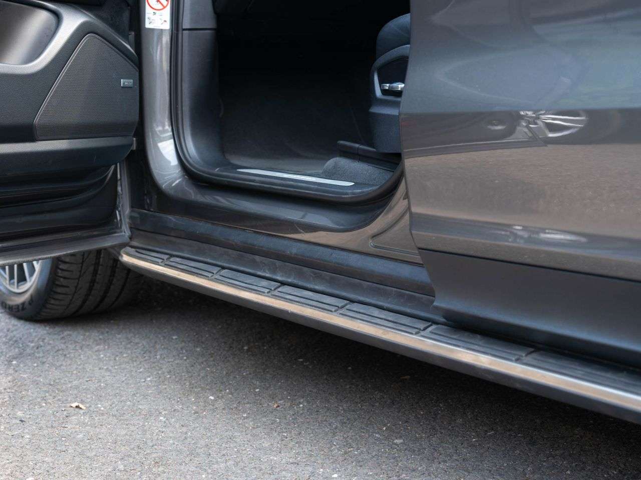 2019 PORSCHE CAYENNE 2019 PORSCHE CAYENNE