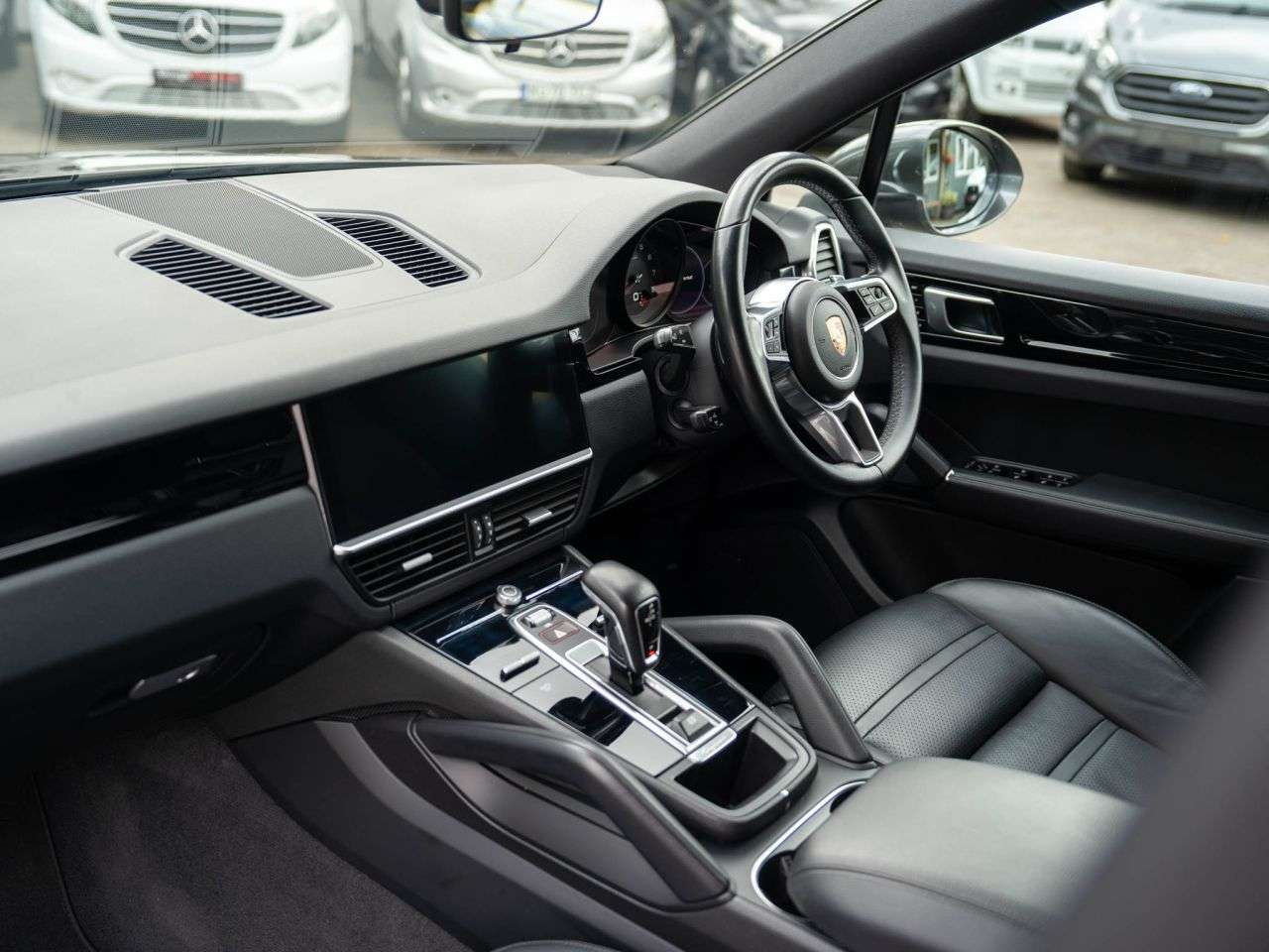 2019 PORSCHE CAYENNE 2019 PORSCHE CAYENNE