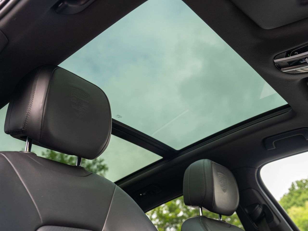 2019 PORSCHE CAYENNE 2019 PORSCHE CAYENNE