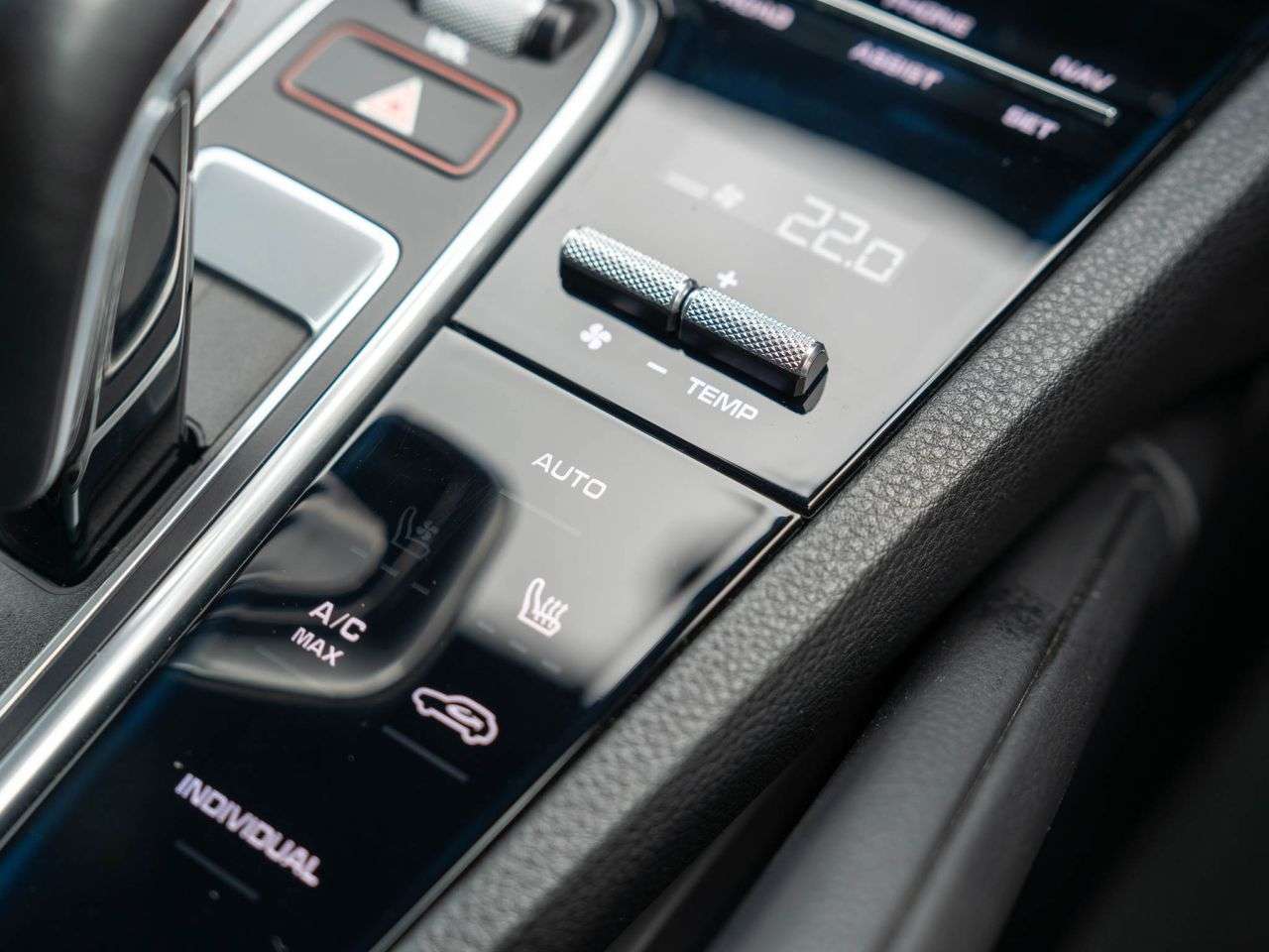 2019 PORSCHE CAYENNE 2019 PORSCHE CAYENNE