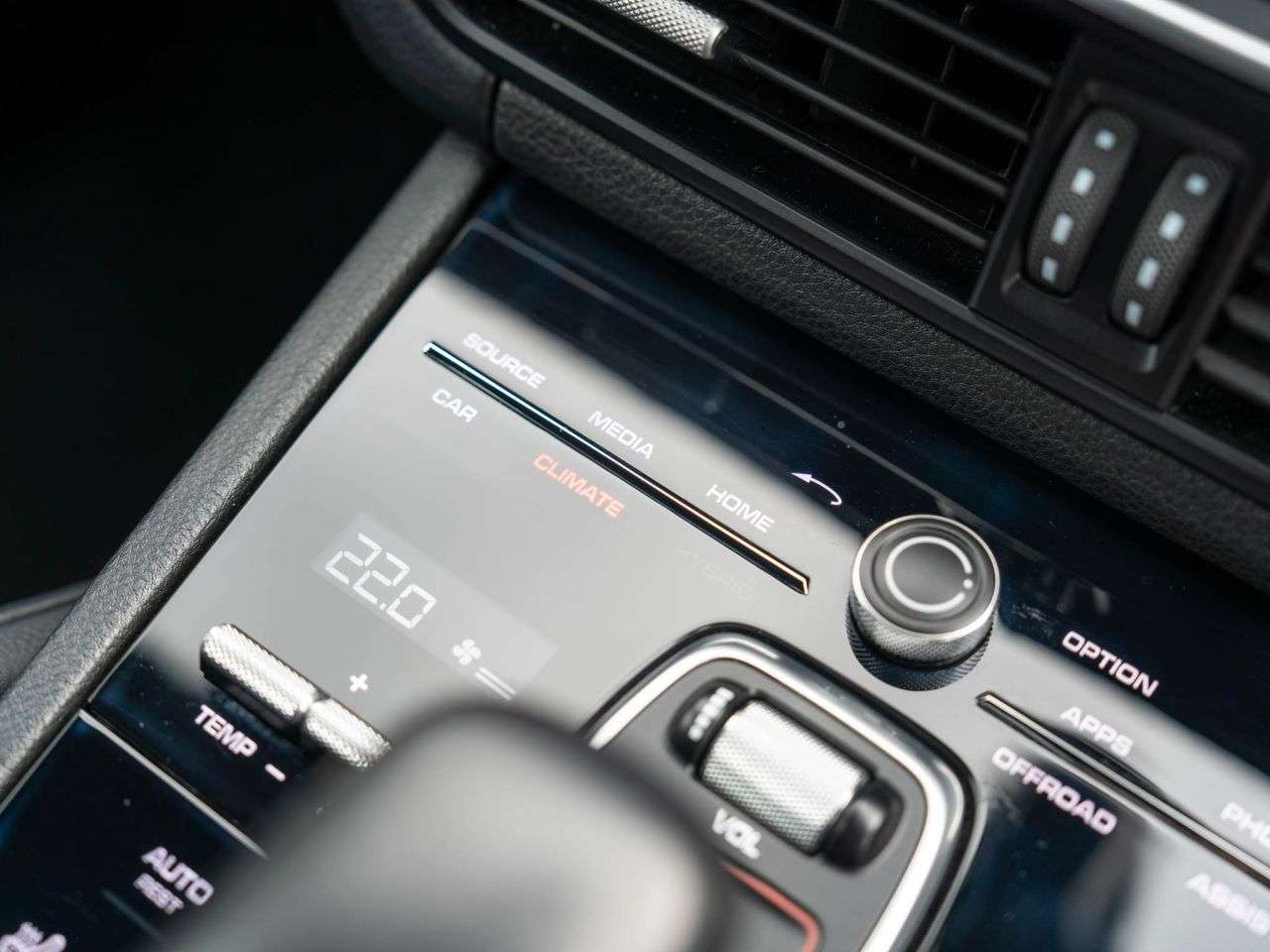 2019 PORSCHE CAYENNE 2019 PORSCHE CAYENNE