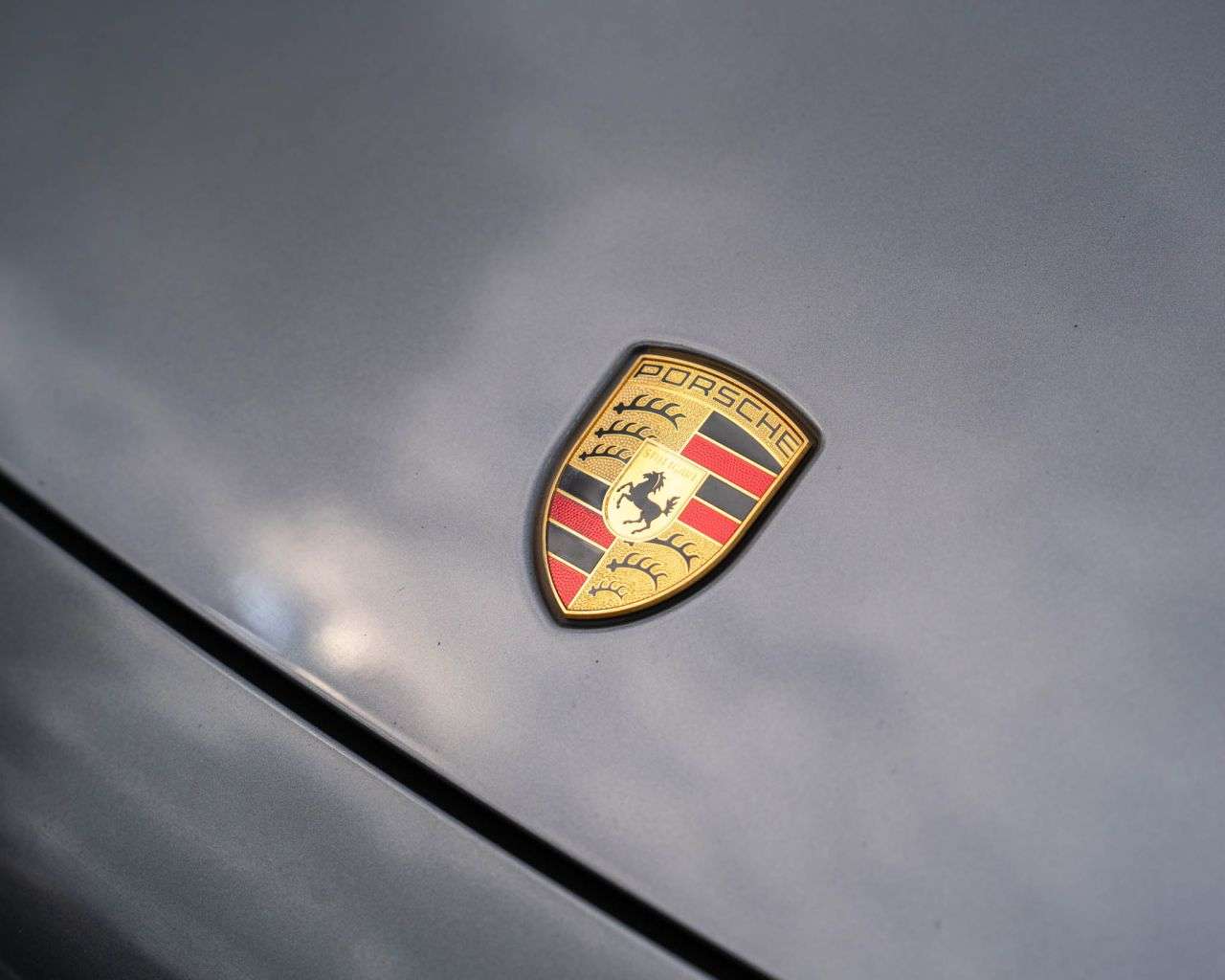 2019 PORSCHE CAYENNE 2019 PORSCHE CAYENNE