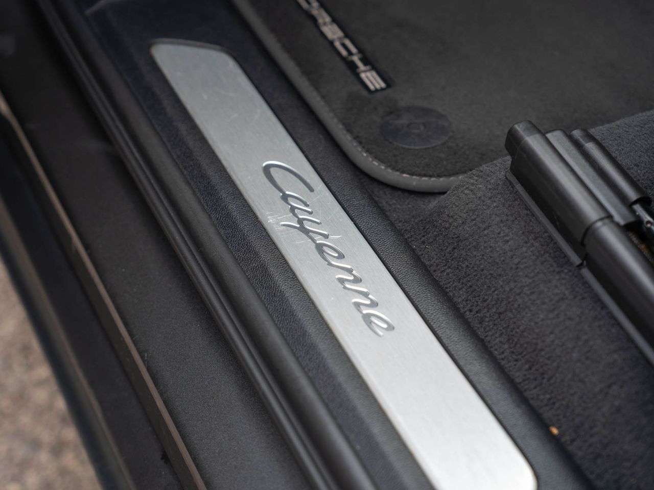 2019 PORSCHE CAYENNE 2019 PORSCHE CAYENNE