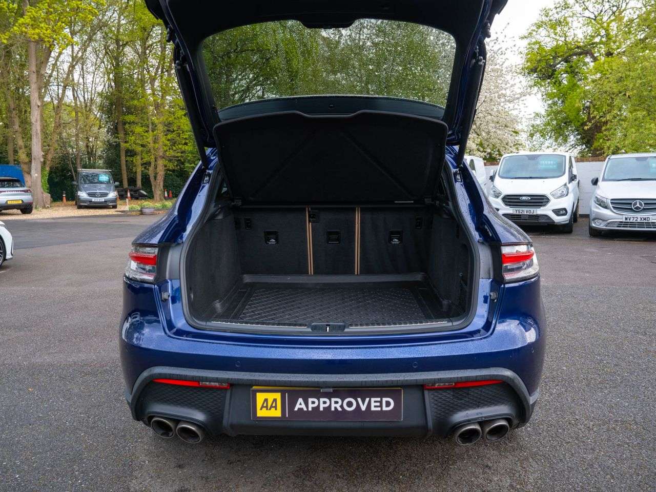 2022 PORSCHE MACAN 2022 PORSCHE MACAN