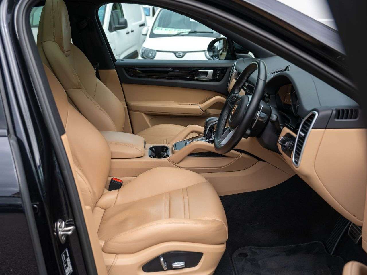 2020 PORSCHE CAYENNE 2020 PORSCHE CAYENNE