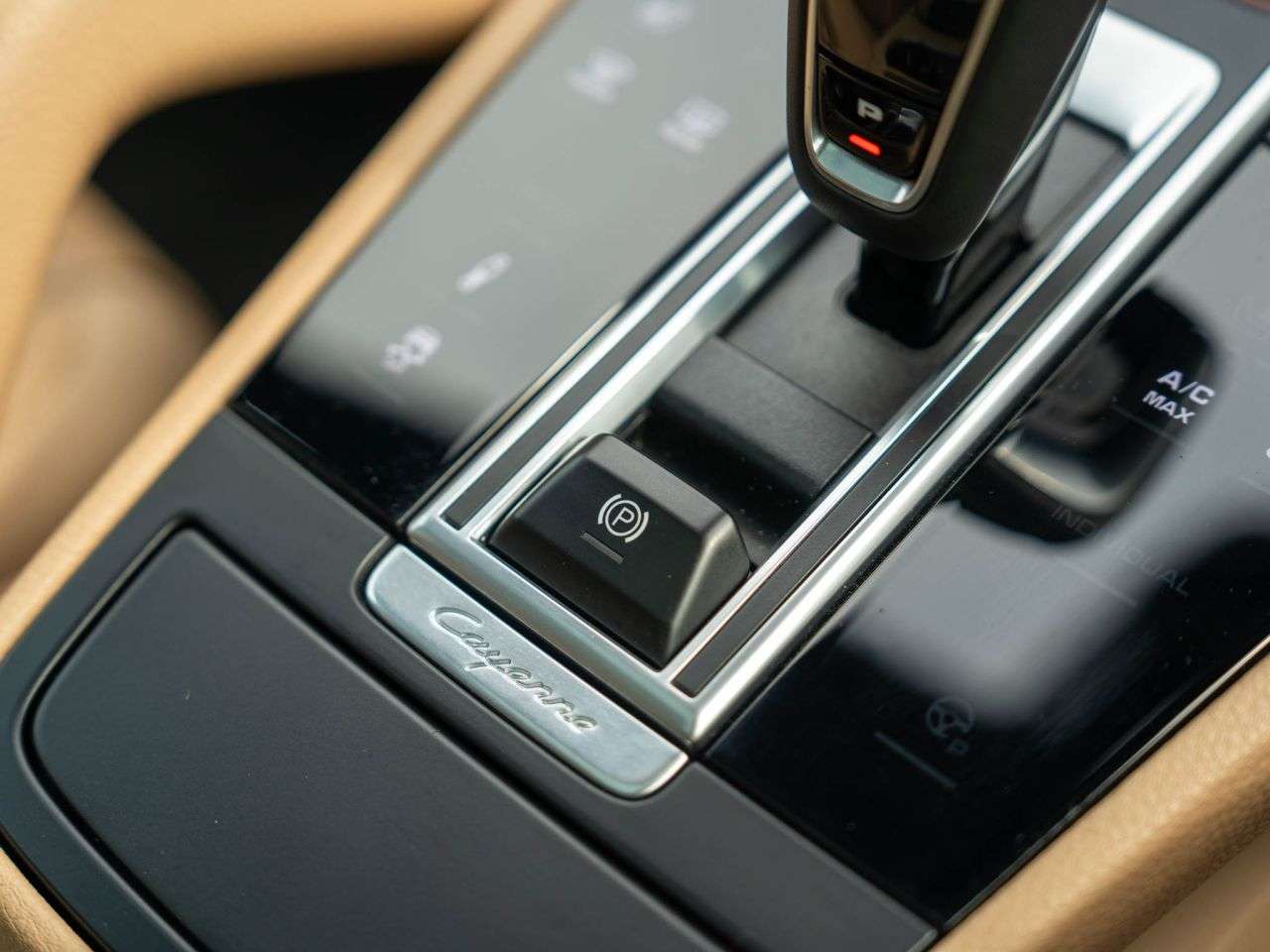 2020 PORSCHE CAYENNE 2020 PORSCHE CAYENNE