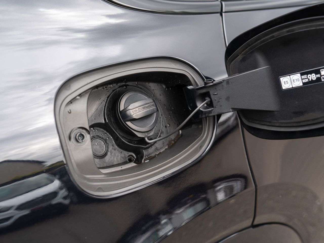 2020 PORSCHE CAYENNE 2020 PORSCHE CAYENNE