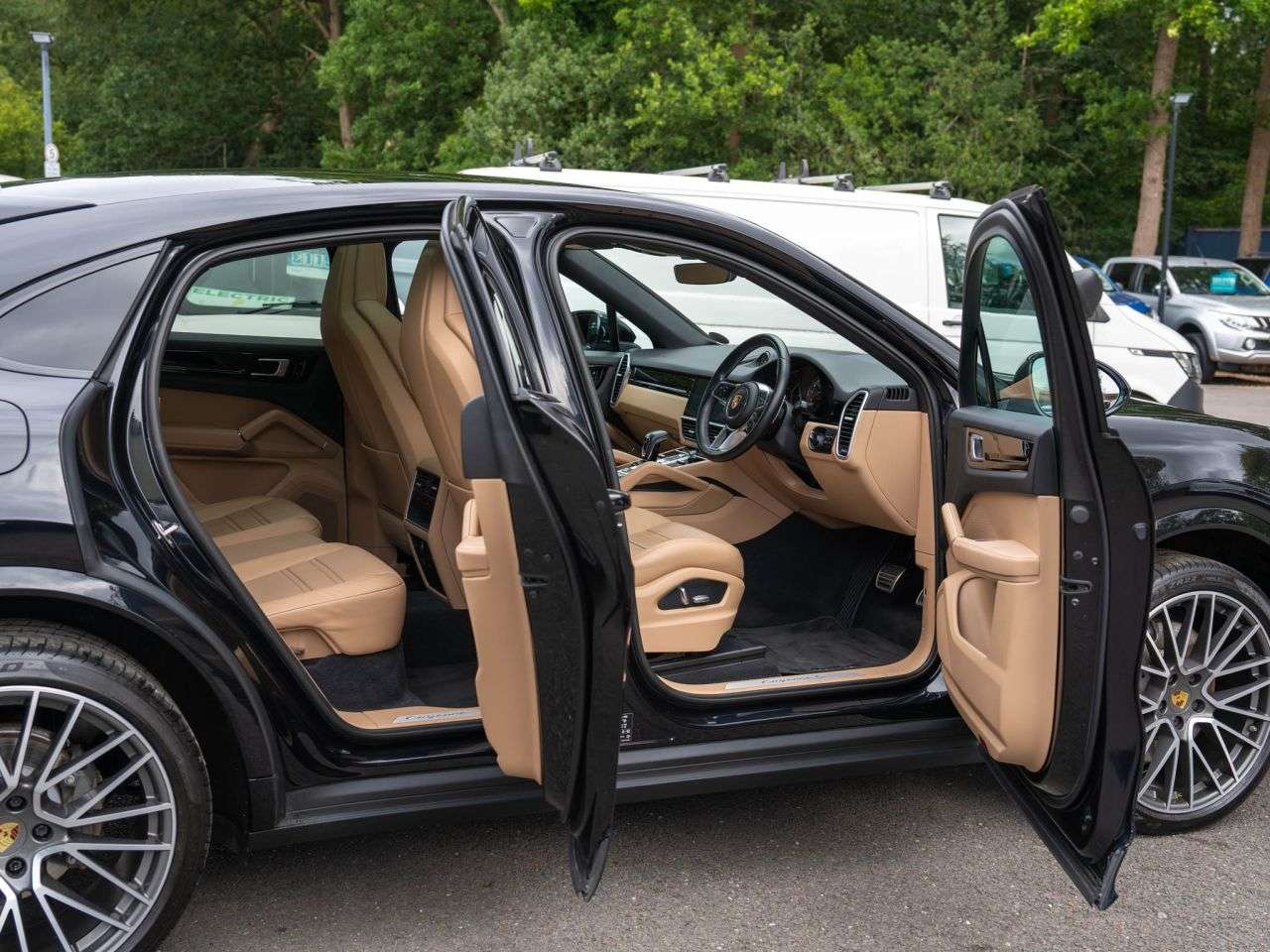 2020 PORSCHE CAYENNE 2020 PORSCHE CAYENNE
