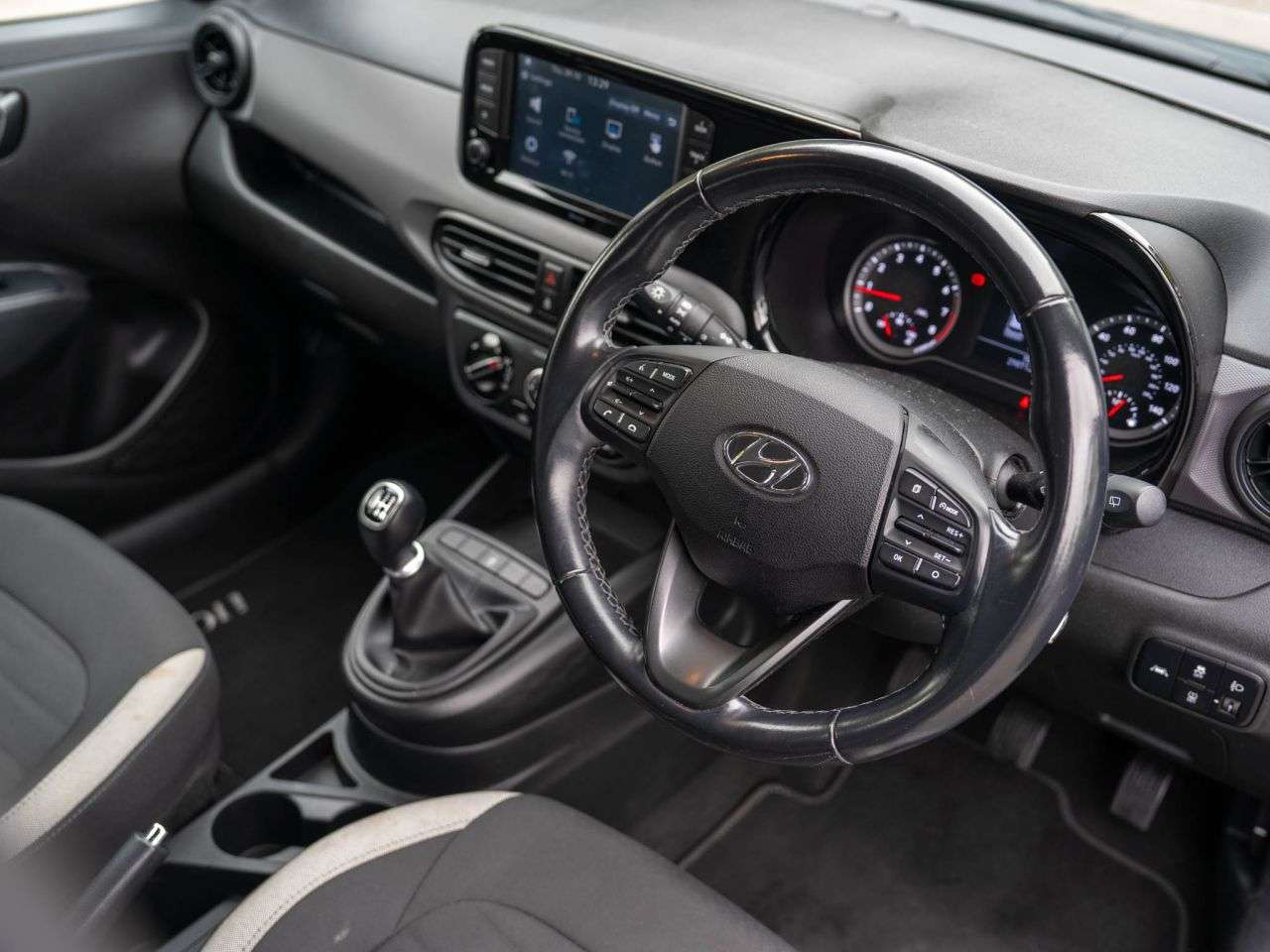 2022 HYUNDAI I10 2022 HYUNDAI I10