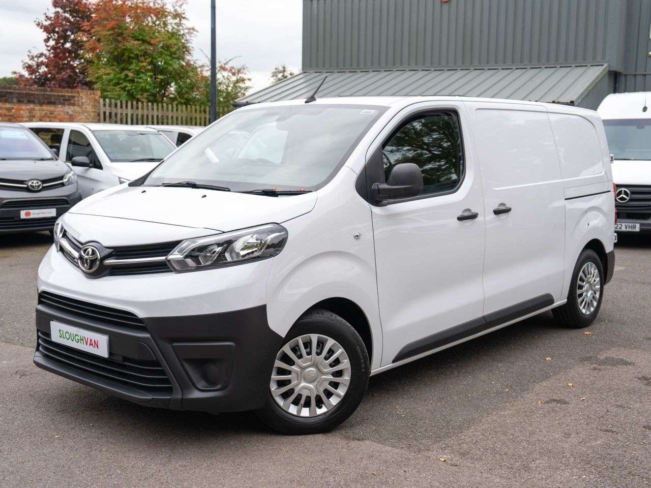 2024 TOYOTA PROACE 2024 TOYOTA PROACE