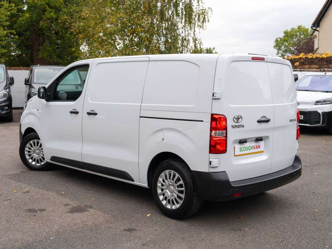 2024 TOYOTA PROACE 2024 TOYOTA PROACE