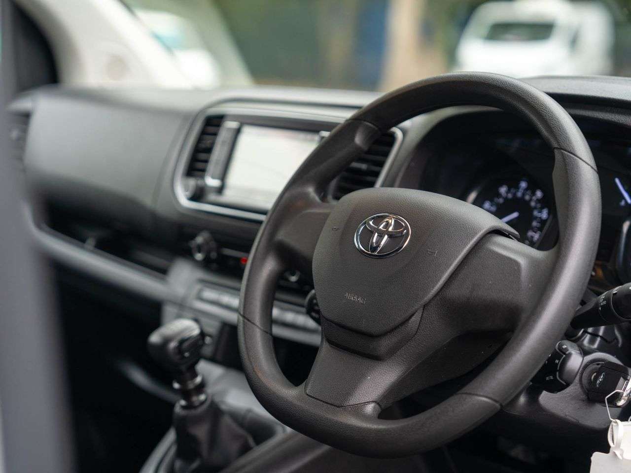 2024 TOYOTA PROACE 2024 TOYOTA PROACE