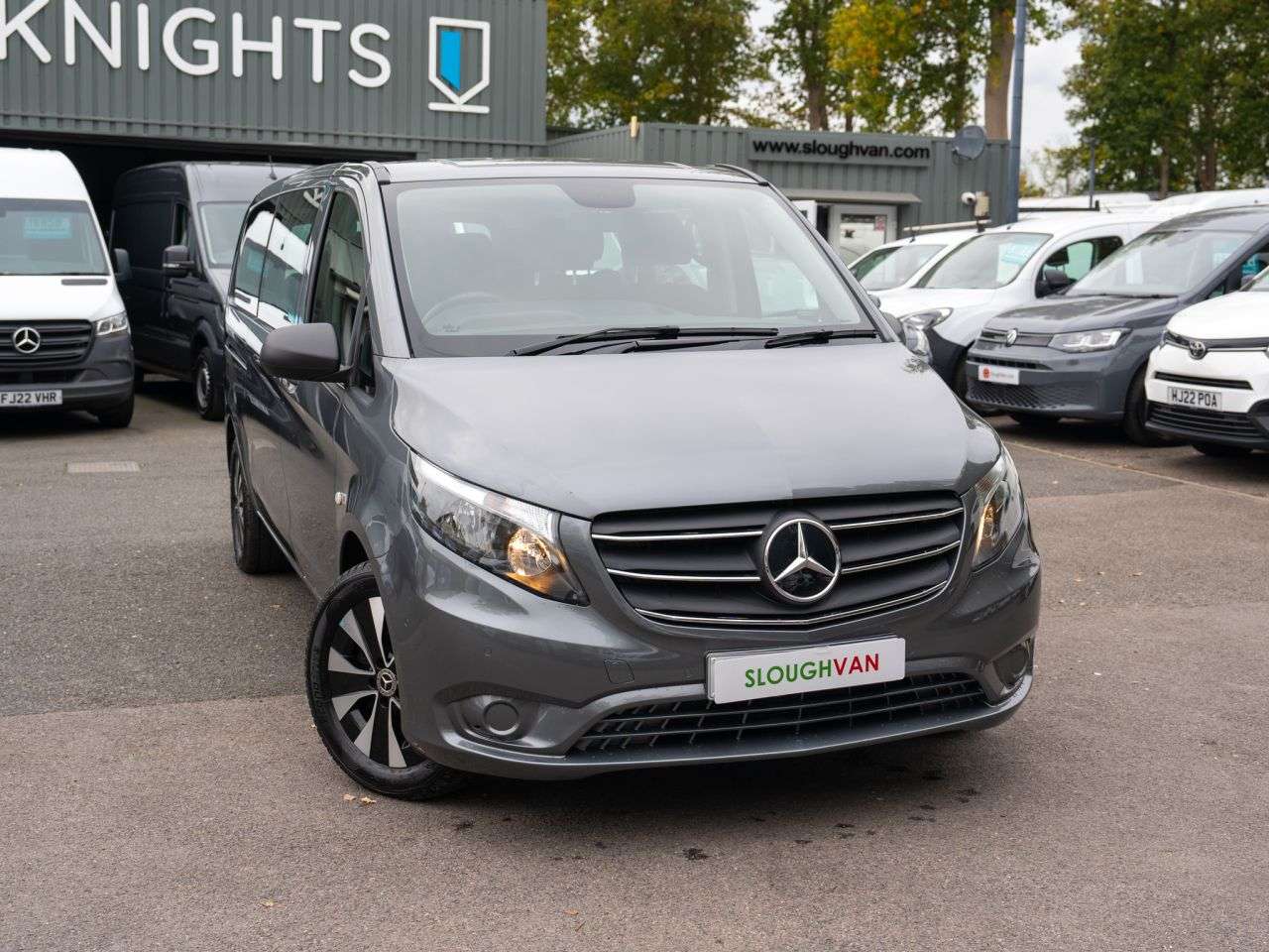 A 2022 MERCEDES-BENZ VITO 2.0 119 CDI SELECT Tourer Double Cab 5dr Diesel G-Tronic RWD L3 Euro 6 (s/s A 2022 MERCEDES-BENZ VITO 2.0 119 CDI SELECT Tourer Double Cab 5dr Diesel G-Tronic RWD L3 Euro 6 (s/s