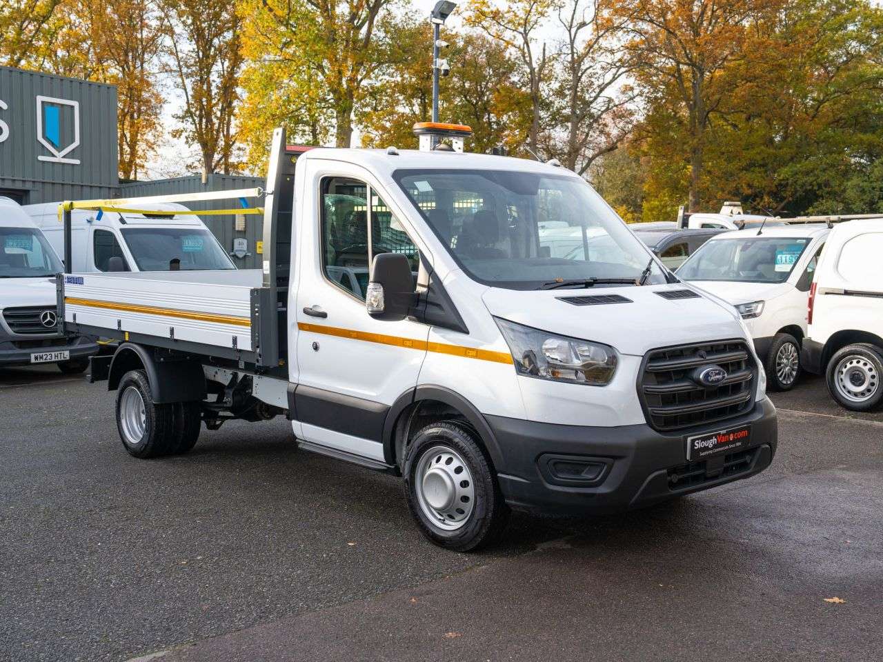 A 2024 FORD TRANSIT 2.0 350 EcoBlue HD Leader Tipper Cab 2dr Diesel Manual RWD L2 Euro 6 (s/s) A 2024 FORD TRANSIT 2.0 350 EcoBlue HD Leader Tipper Cab 2dr Diesel Manual RWD L2 Euro 6 (s/s)