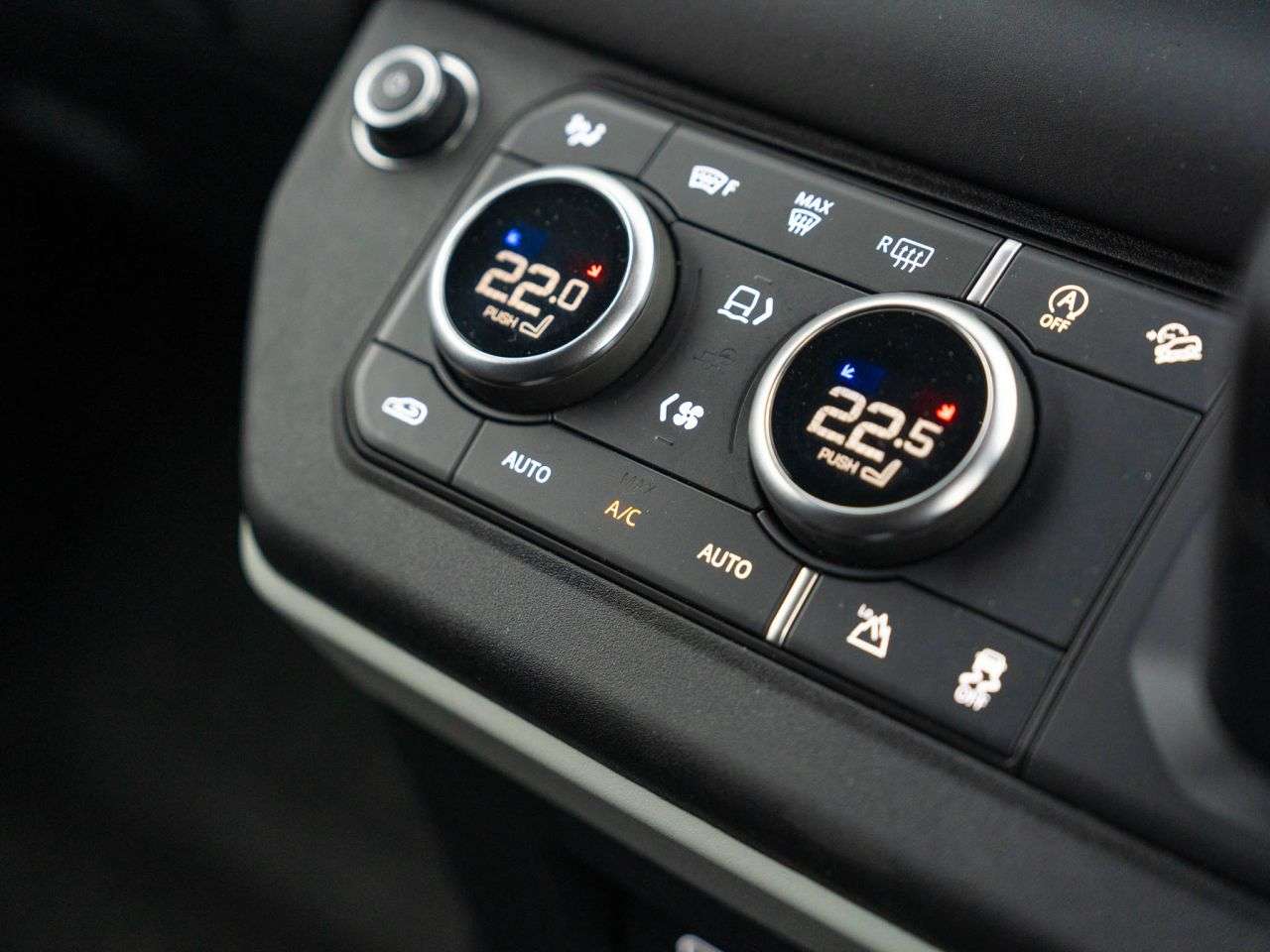 2024 LAND ROVER DEFENDER 2024 LAND ROVER DEFENDER