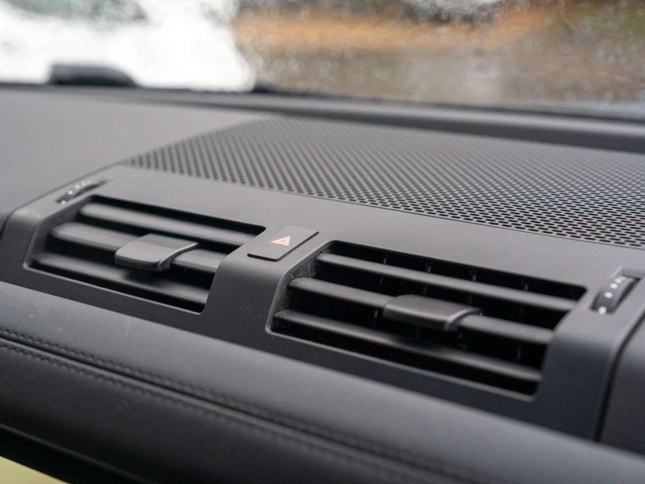 2024 LAND ROVER DEFENDER 2024 LAND ROVER DEFENDER