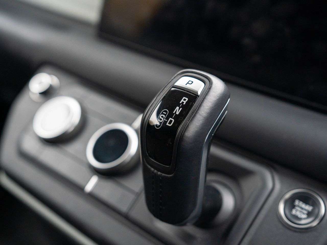 2024 LAND ROVER DEFENDER 2024 LAND ROVER DEFENDER