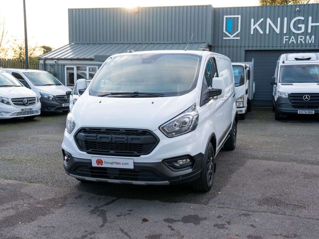 A 2022 FORD TRANSIT CUSTOM 2.0 300 EcoBlue Trail Panel Van 5dr Diesel Manual L1 H1 Euro 6 (s/s) (130 p A 2022 FORD TRANSIT CUSTOM 2.0 300 EcoBlue Trail Panel Van 5dr Diesel Manual L1 H1 Euro 6 (s/s) (130 p