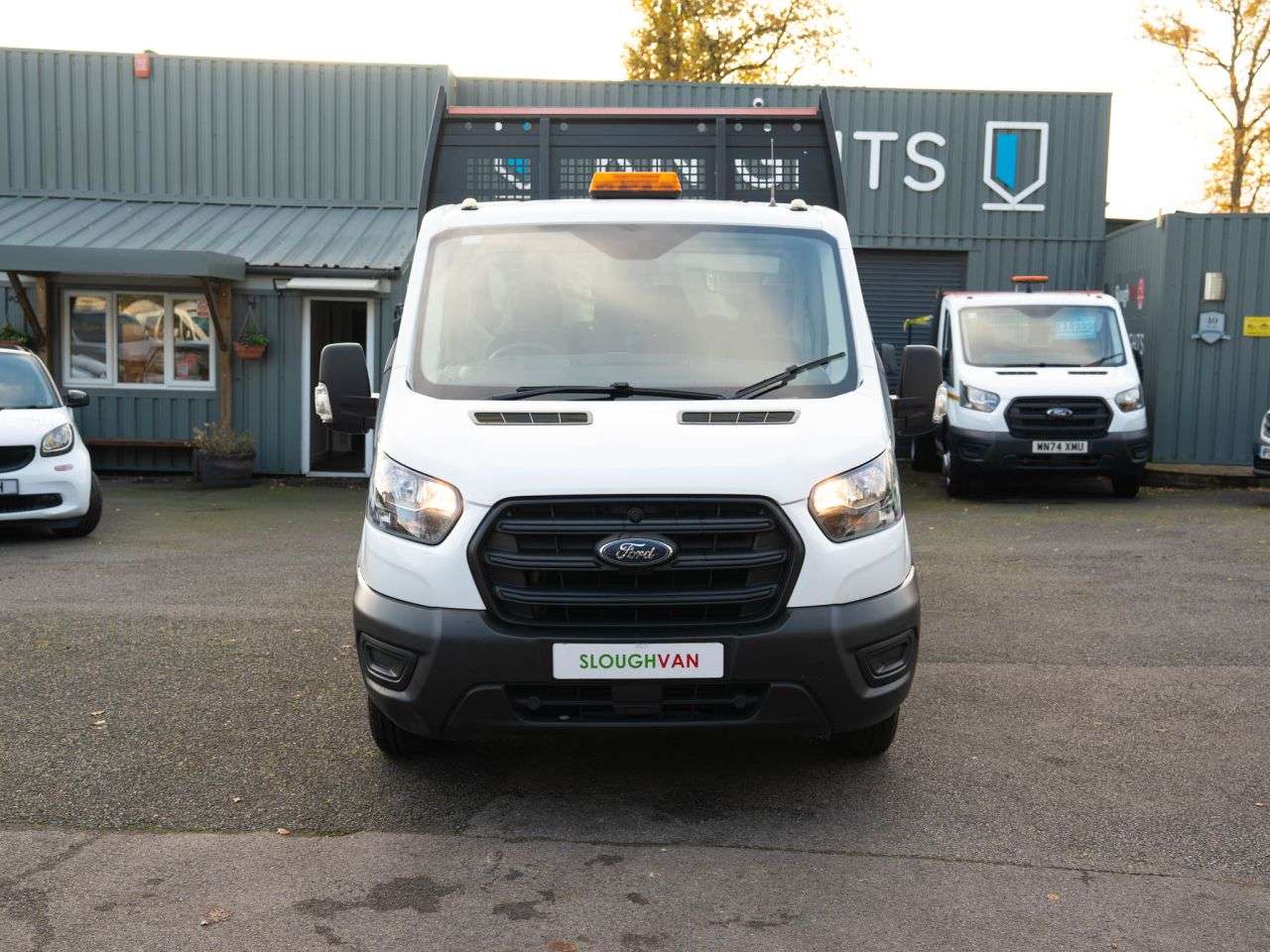 A 2022 FORD TRANSIT 2.0 350 EcoBlue HD Leader Tipper 2dr Diesel Manual RWD L2 Euro 6 (s/s) (130 A 2022 FORD TRANSIT 2.0 350 EcoBlue HD Leader Tipper 2dr Diesel Manual RWD L2 Euro 6 (s/s) (130
