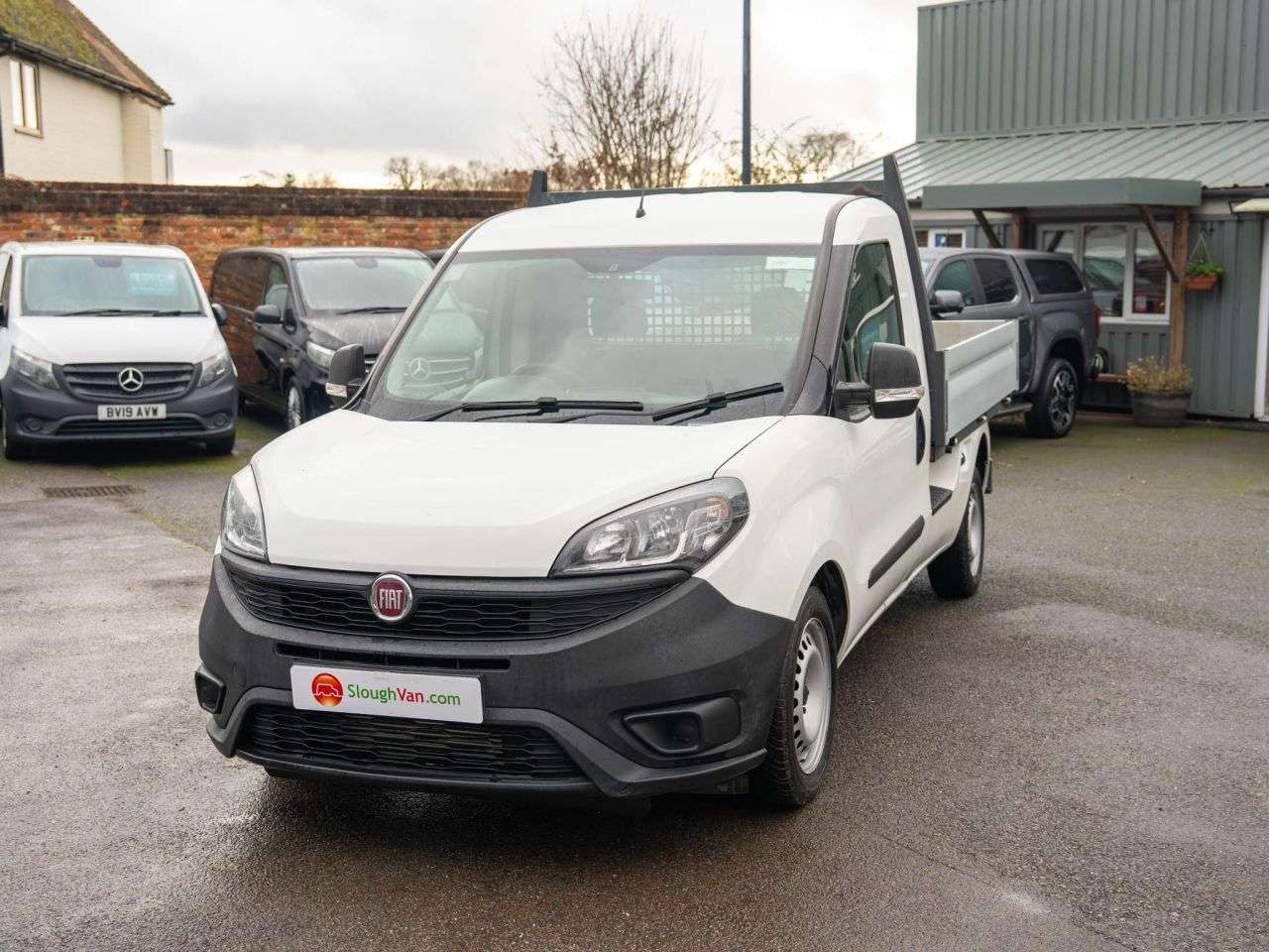 A 2020 FIAT DOBLO 1.6 MultiJetII Work Up 2dr Diesel Manual L2 Euro 6 (s/s) (105 bhp) DROPSIDE A 2020 FIAT DOBLO 1.6 MultiJetII Work Up 2dr Diesel Manual L2 Euro 6 (s/s) (105 bhp) DROPSIDE