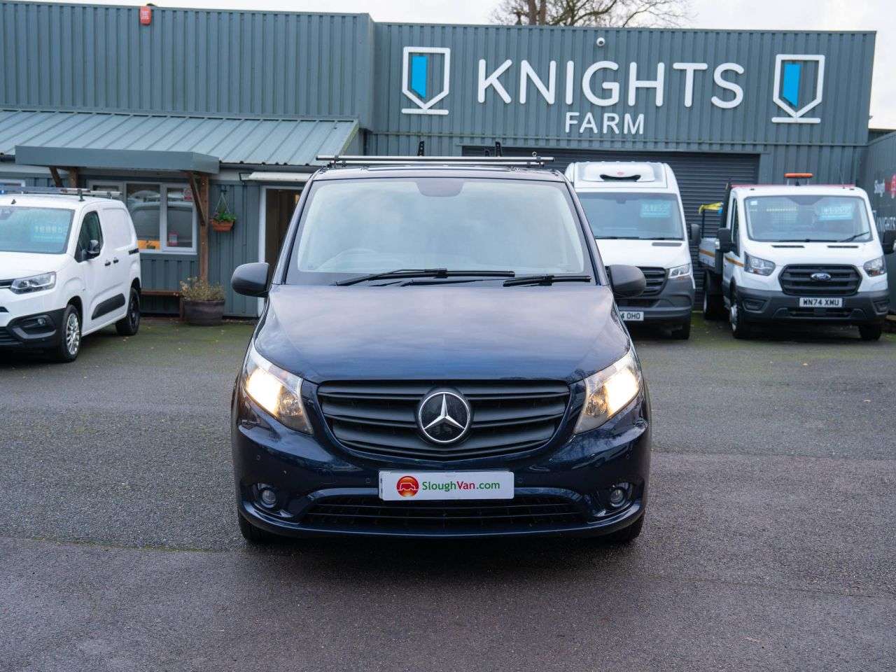 A 2022 MERCEDES-BENZ VITO 2.0 114 CDI Progressive Panel Van 5dr Diesel G-Tronic RWD L2 Euro 6 (s/s) ( A 2022 MERCEDES-BENZ VITO 2.0 114 CDI Progressive Panel Van 5dr Diesel G-Tronic RWD L2 Euro 6 (s/s) (
