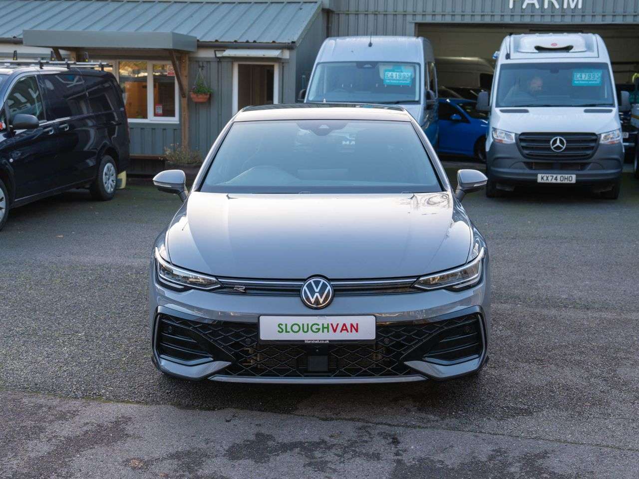 A 2024 VOLKSWAGEN GOLF 1.5 eTSI MHEV R-Line Hatchback 5dr Petrol Hybrid DSG Euro 6 (s/s) (150 ps) A 2024 VOLKSWAGEN GOLF 1.5 eTSI MHEV R-Line Hatchback 5dr Petrol Hybrid DSG Euro 6 (s/s) (150 ps)