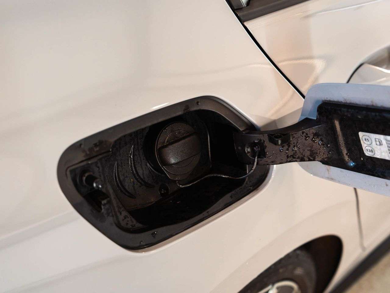 2024 VOLKSWAGEN GOLF 2024 VOLKSWAGEN GOLF