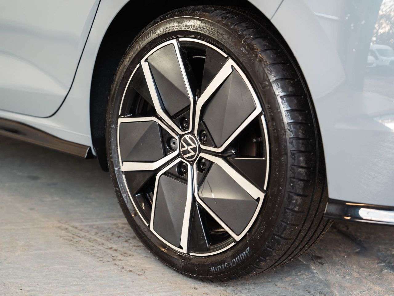 2024 VOLKSWAGEN GOLF 2024 VOLKSWAGEN GOLF