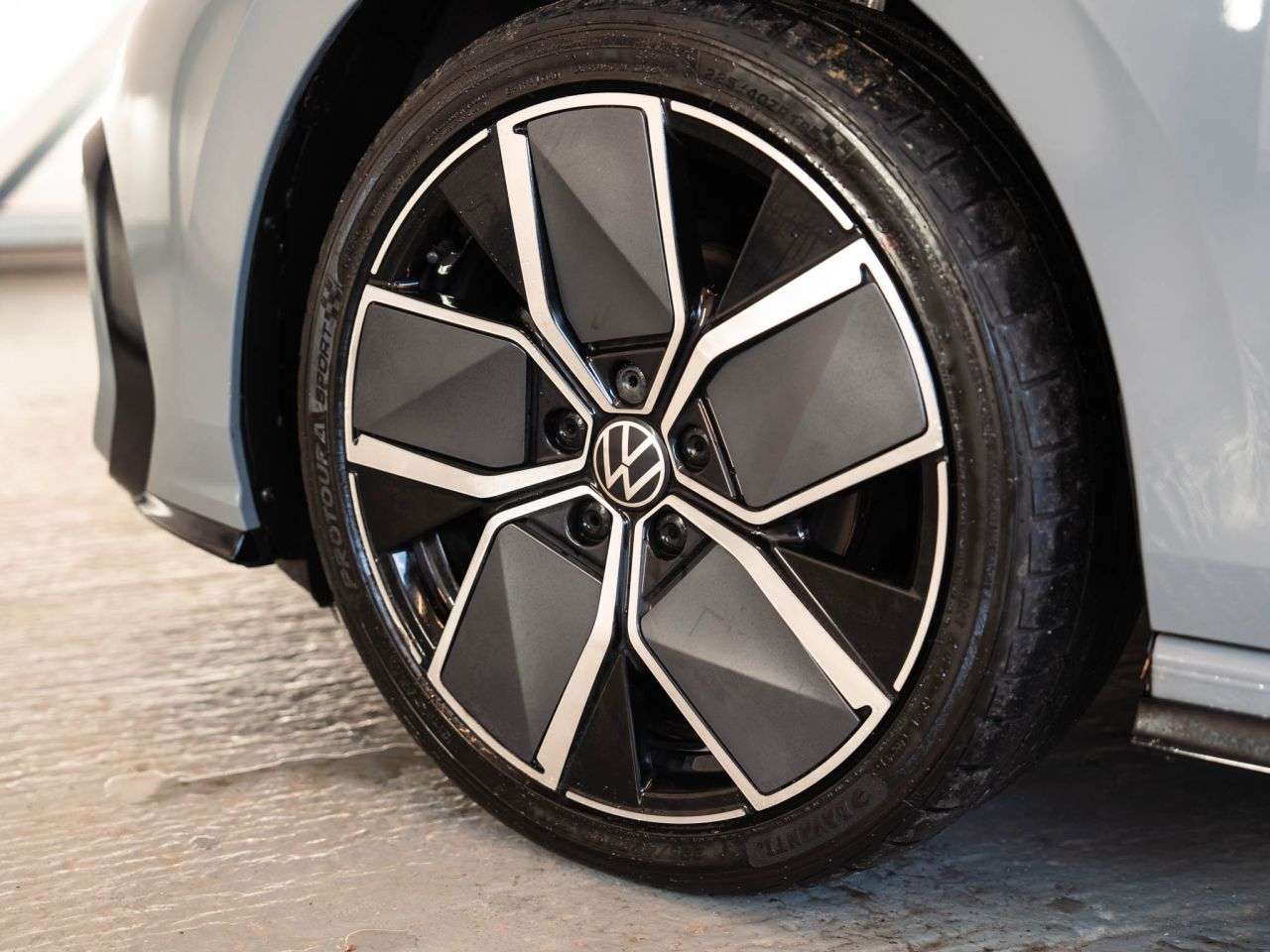 2024 VOLKSWAGEN GOLF 2024 VOLKSWAGEN GOLF