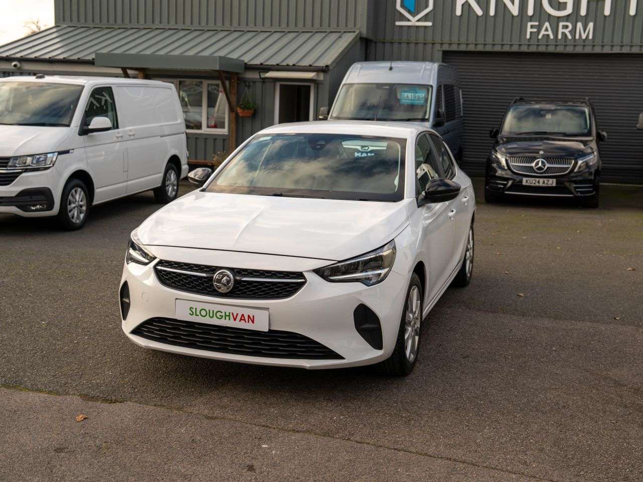 A 2022 VAUXHALL CORSA 1.2 Design Hatchback 5dr Petrol Manual Euro 6 (75 ps) AIRCON, ANDRIOD AUTO, A 2022 VAUXHALL CORSA 1.2 Design Hatchback 5dr Petrol Manual Euro 6 (75 ps) AIRCON, ANDRIOD AUTO,