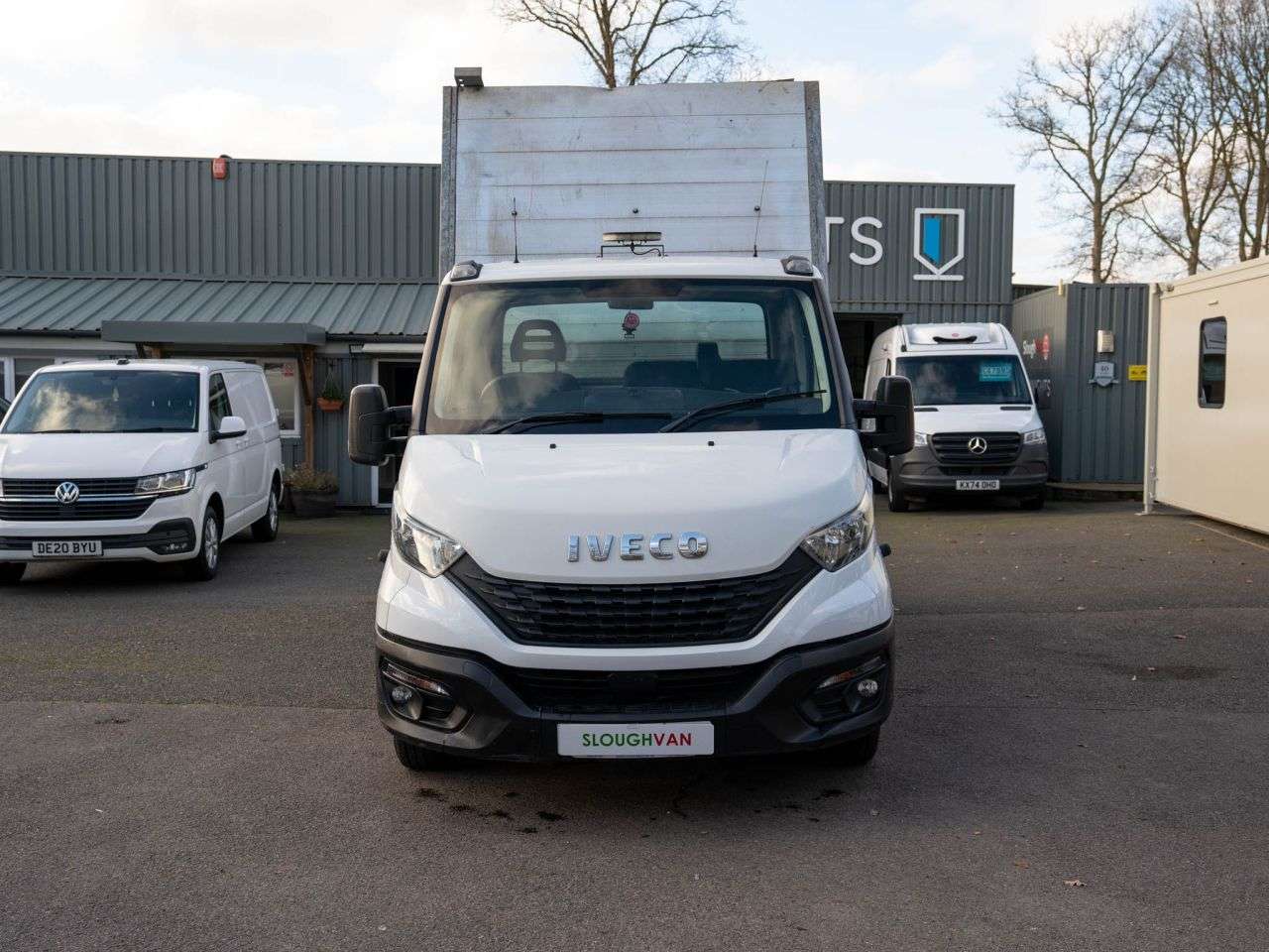 A 2021 IVECO DAILY 2.3D HPI 14V 35C 3000 Chassis Double Cab 4dr Diesel Manual SWB Euro 6 (s/s) A 2021 IVECO DAILY 2.3D HPI 14V 35C 3000 Chassis Double Cab 4dr Diesel Manual SWB Euro 6 (s/s)