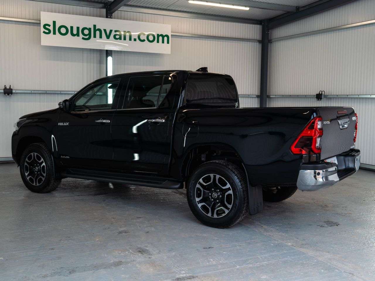 2024 TOYOTA HI-LUX 2024 TOYOTA HI-LUX